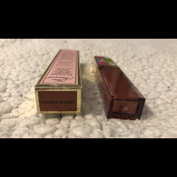 Brand new two faced lip gloss💄💓 - Picture 3 of 4